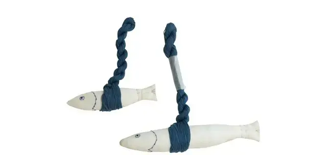 古来のお守りをアートに。チェ・ヒジュ氏の作品。W100,000〜