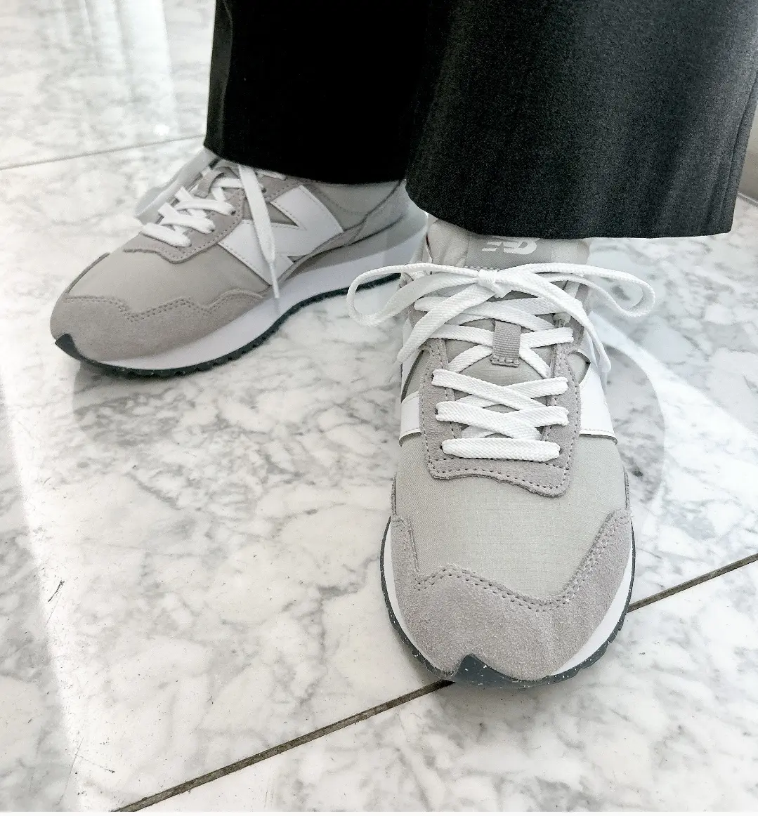 スニーカー　ニューバランス 237　エクラ編集部の愛用スニーカー