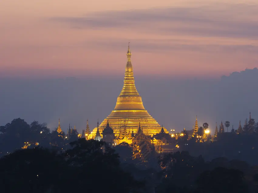 &lt;ミャンマーの旅&gt;シュエダゴン パゴダの夜景が素晴らしい、チャトリウムホテル（ヤンゴン②）_1_1