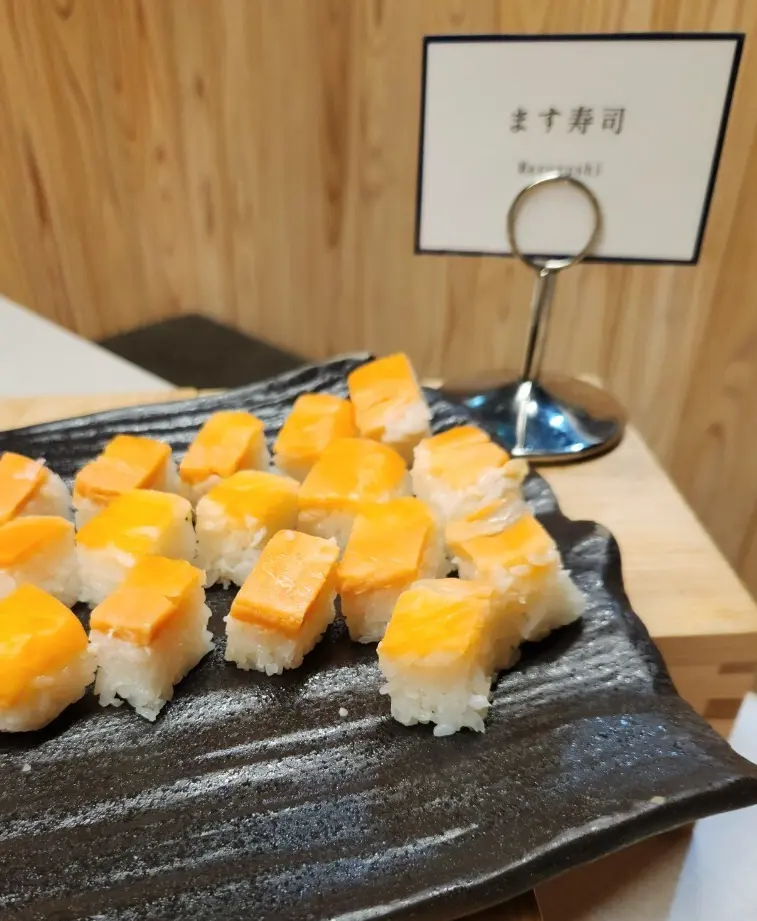富山名産　ます寿司