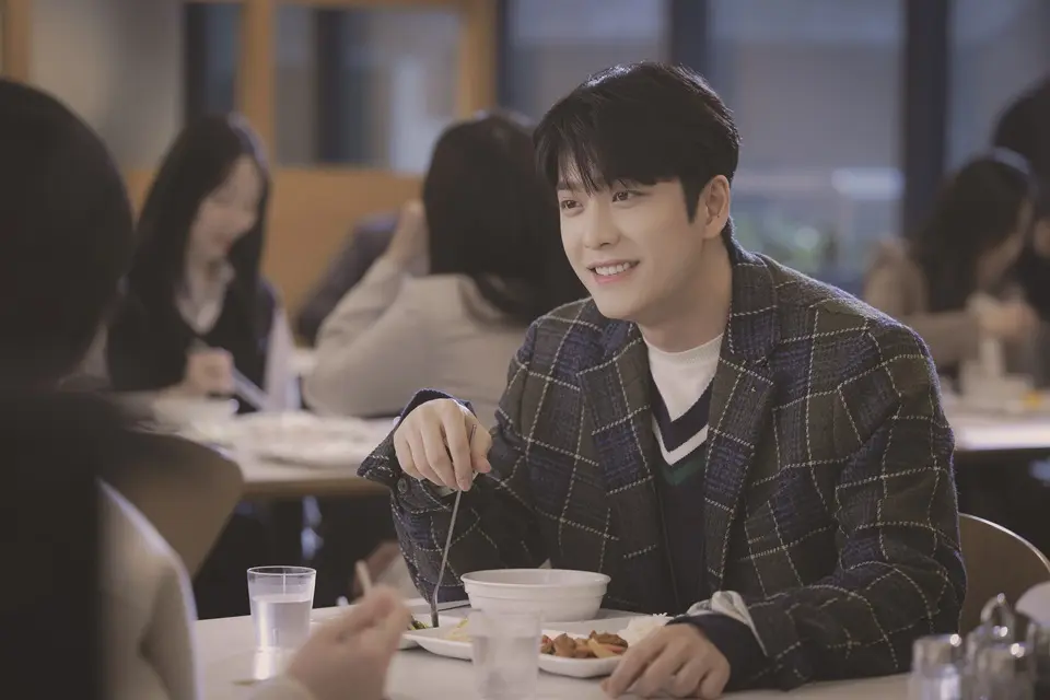 ウ・ヨンウ弁護士は天才肌　パク・ウンビン