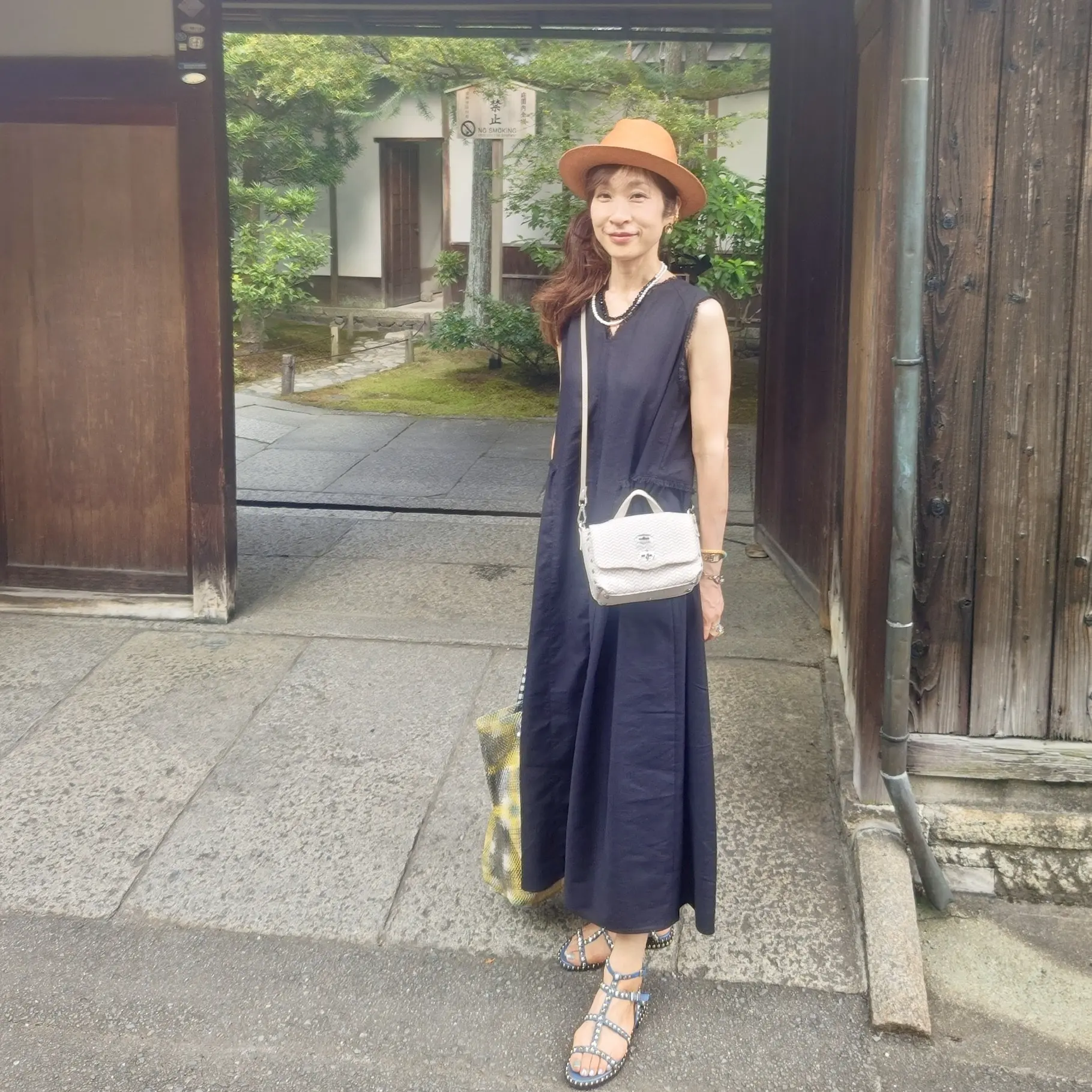 黒ワンピースで楽しむ夏の京都〜日本庭園やこだわりのコスメショップへ_1_8