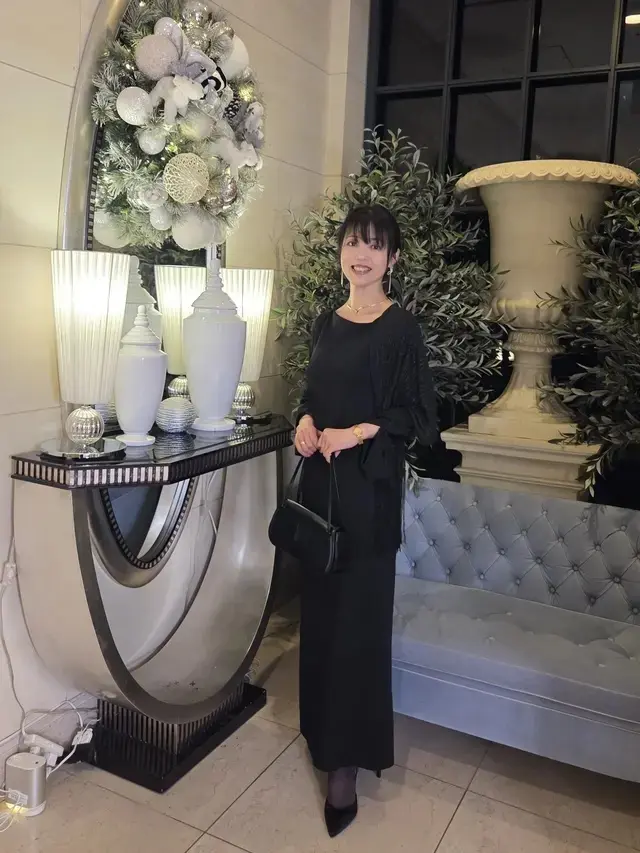 オールブラックコーデ