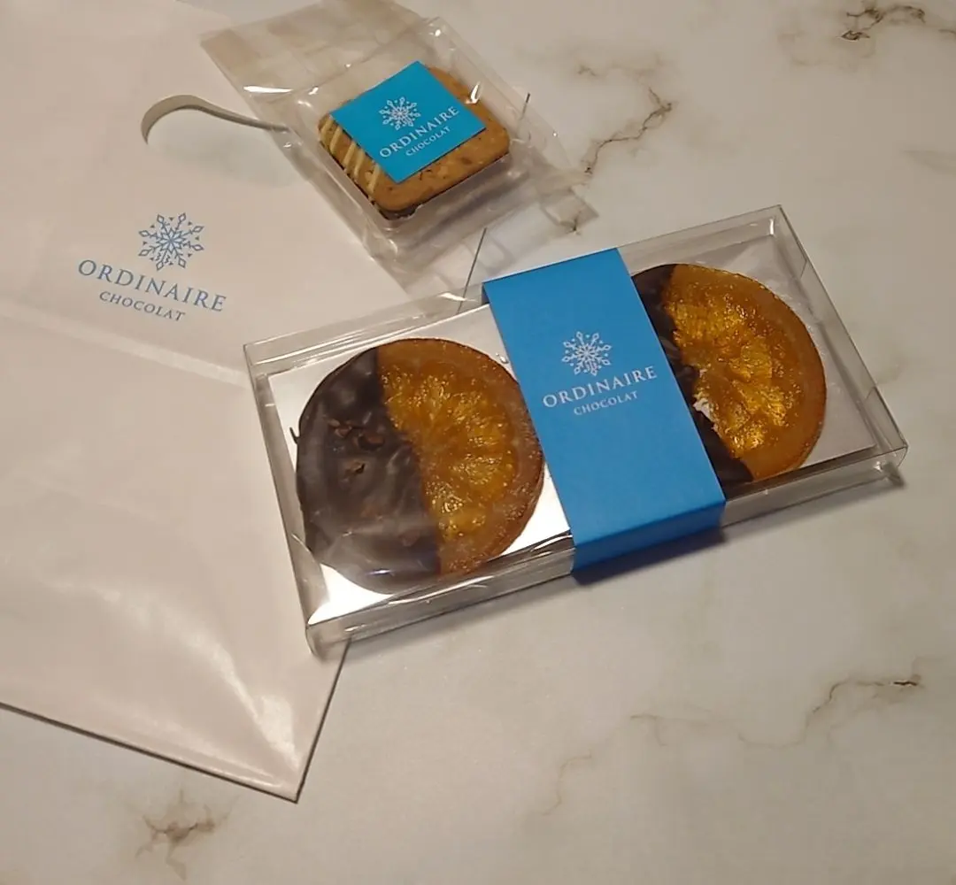 オルディネールショコラのオランジェットとチョコサンドクッキー