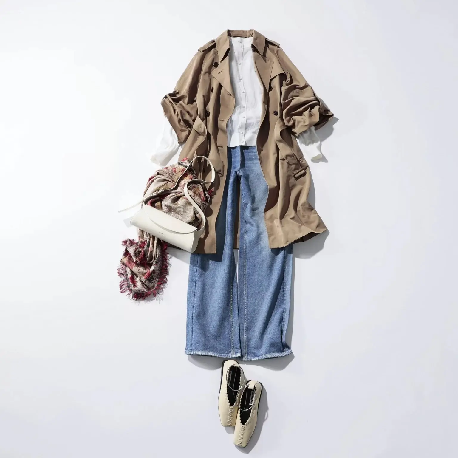 【50代 パンツコーデ】 あなたは美脚派？ラクチン派？大人の旬デニム3選_1_7