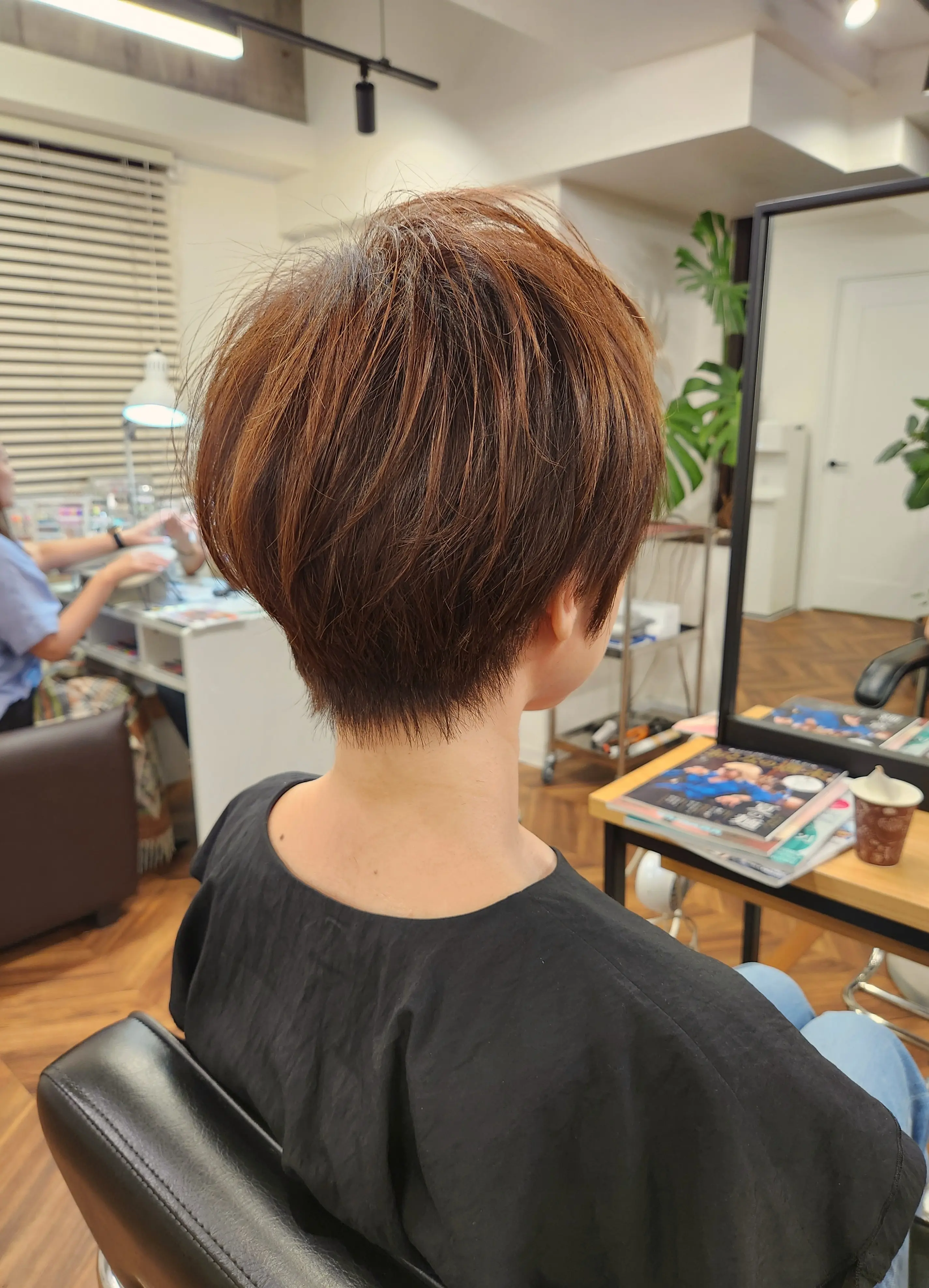夏のスッキリショートヘアー_1_6