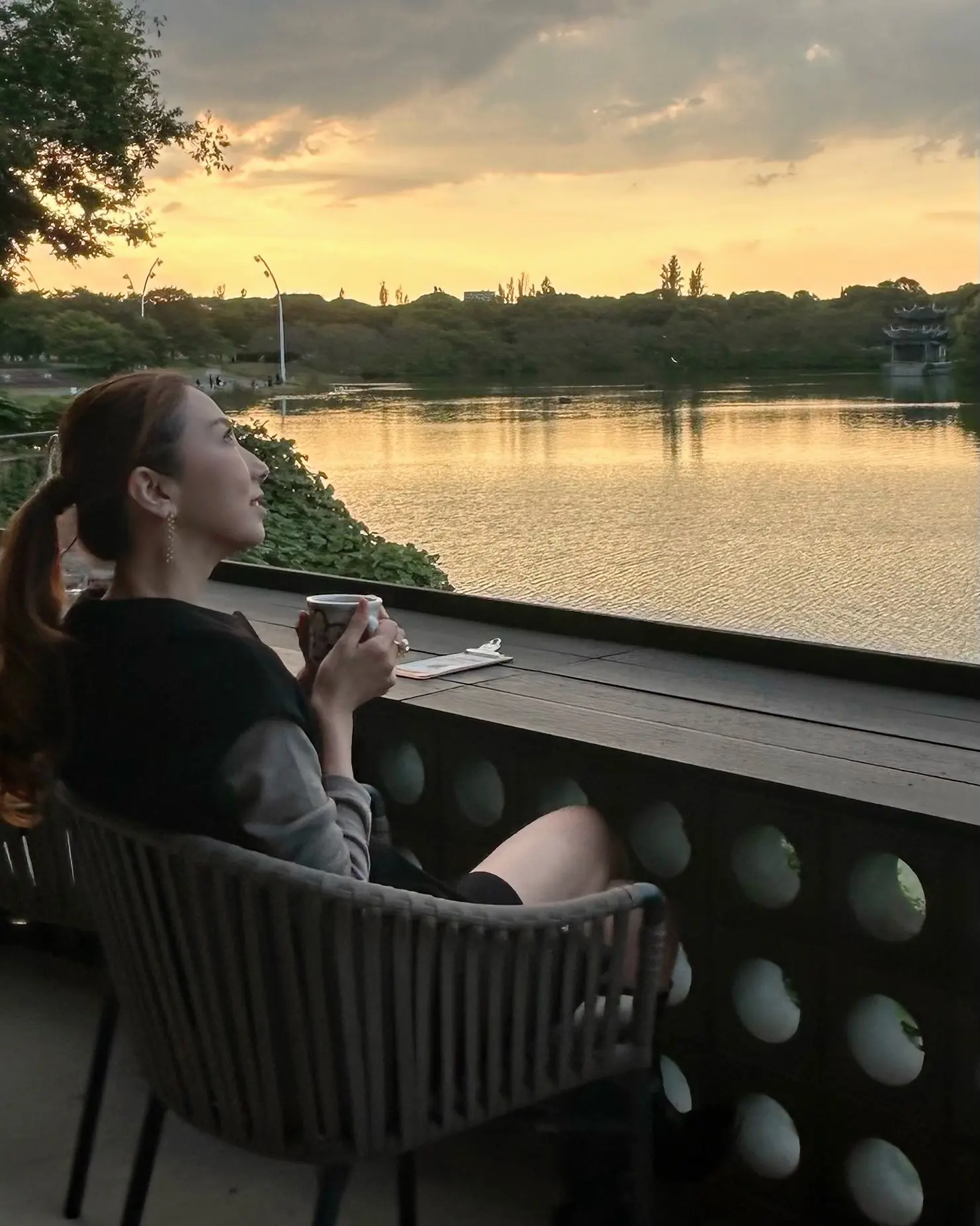 秋空とコスモスの丘✨_1_12