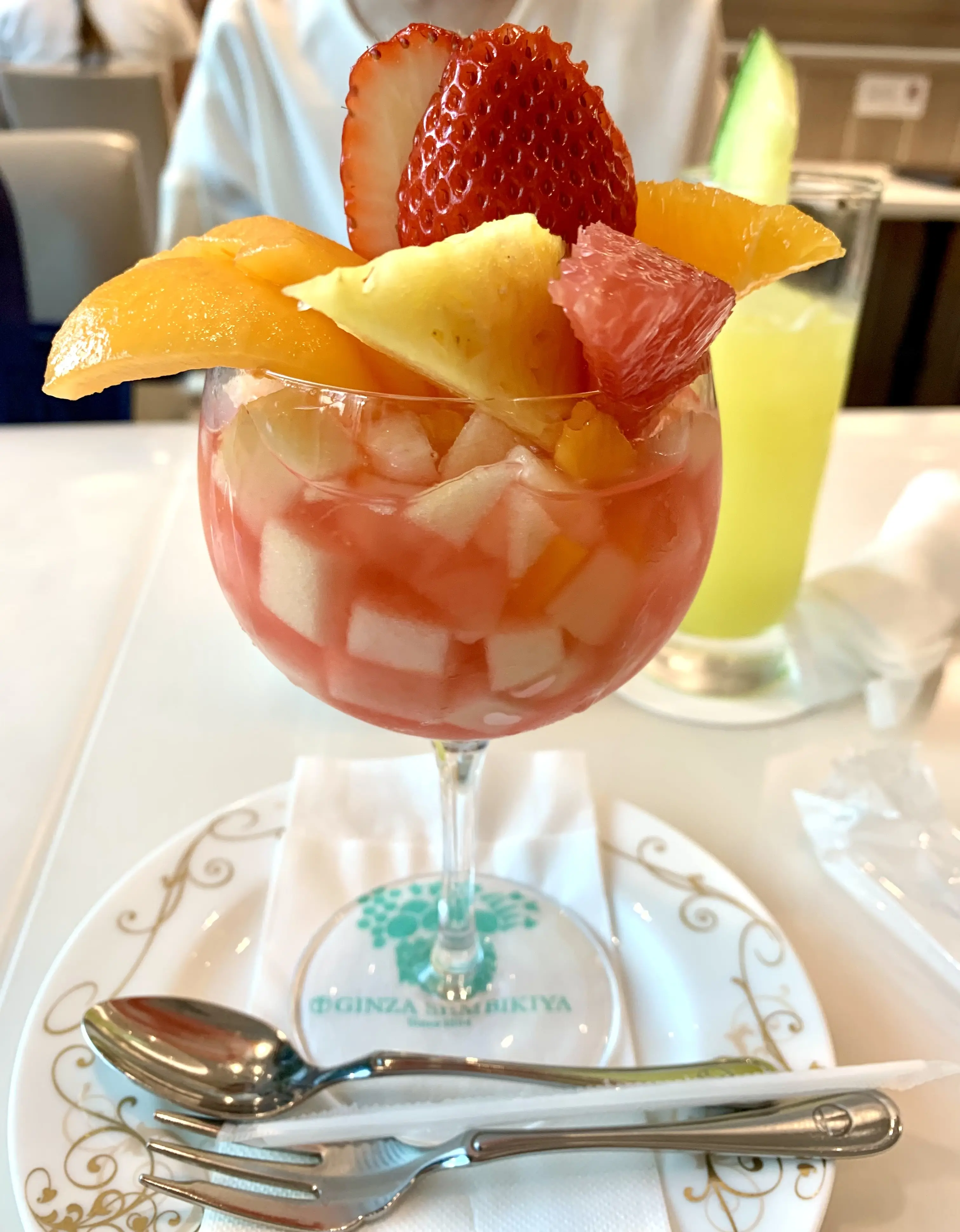 銀座うかい亭でお祝いランチ🍷_1_18
