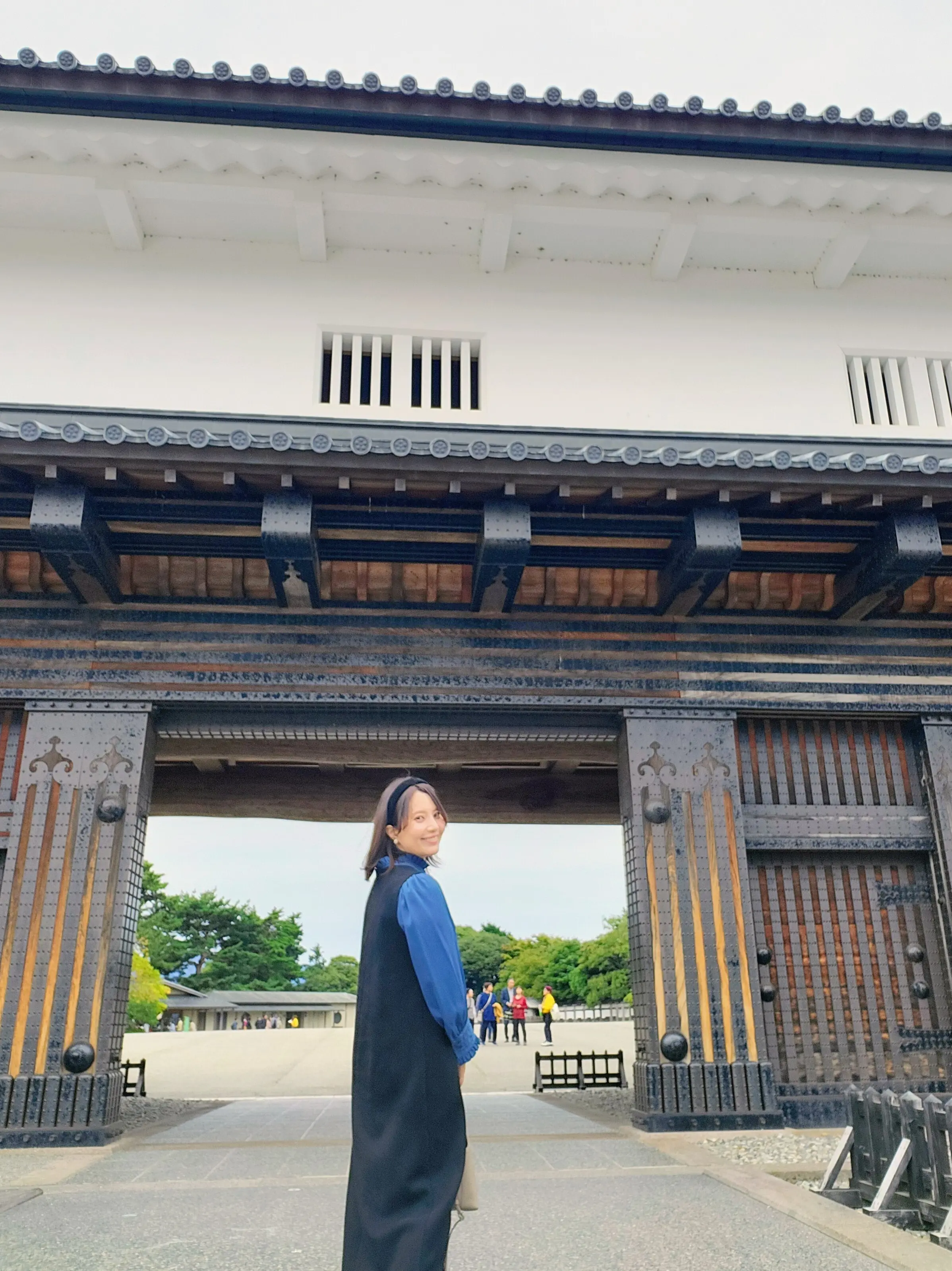 女子旅、金沢、金沢旅行、秋の金沢、40代ファッション、旅コーデ、加賀料理、21世紀美術館、御朱印 神社、金沢カフェ、茶屋街