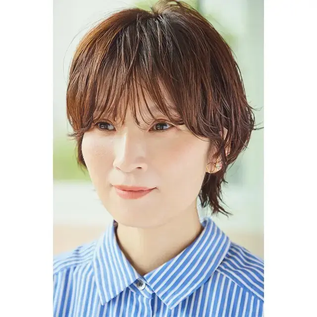 50代に必要な華やかさとおしゃれ感。両方クリアできるマッシュウルフショート【50代髪型・ヘアスタイル】