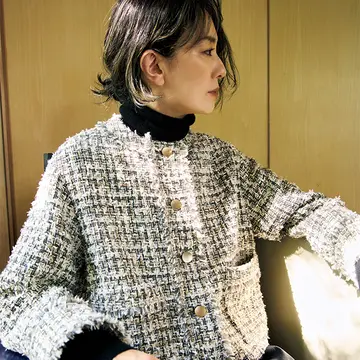 板谷由夏「セオリーリュクス」で秋の装い