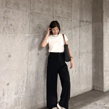 E by éclat　優美なセミワイドパンツ