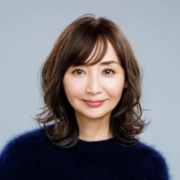 【最旬ミディアムヘア】華やかさに差がつくトレンド先取りパーマ【50代髪型・ヘアスタイル】