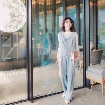 H&amp;MのデニムベストとUNIQLOジーンズでお出かけデニムスタイル 