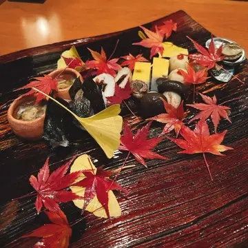 誕生日ディナーにおすすめ！パークハイアット東京の日本料理「梢」で季節の食材を堪能【ウェブエクラ編集長オサニャイの「これ、いただくわ」#12】　