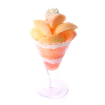 いよいよ旬！桃を味わうタカノフルーツパーラーの夏デザート3品