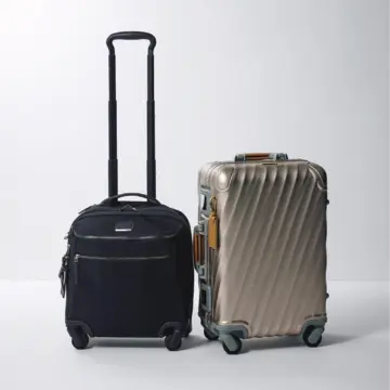 【機内持ち込みOK！スーツケースの最新】スタイリッシュで実用性もばっちり！トゥミのスーツケース