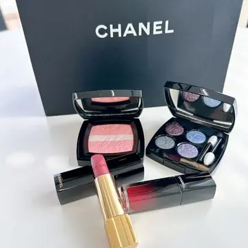 2025年 クリスマスコフレ NEWS! Vol.2 限定アイテム編【ウェブエクラ編集長シオヤの「あら、素敵☆ 手帖」#113】