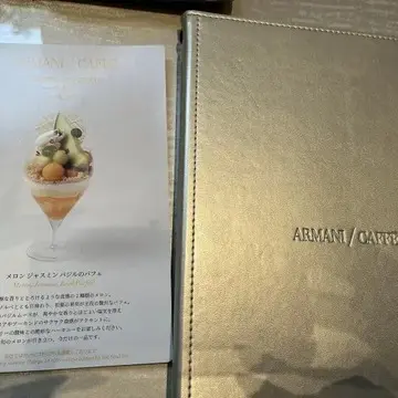 オススメのスニーカー♪アディダスサンバオリジナルスでパフェ活へ
