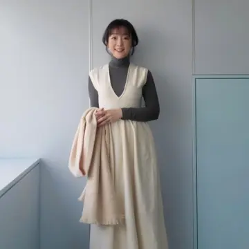 オフィスからの会食には、リラクシーでスタイル美なニットワンピースが心強い味方に