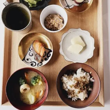 和食の朝ごはん