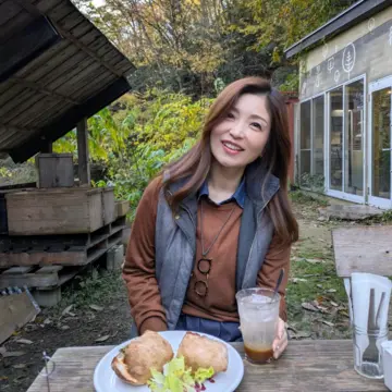 森の中の小さなパン屋さんでブランチデート♡