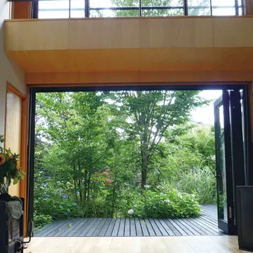 【東京ではないところに住む】東京と山梨のUターン二拠点暮らしをスタートした建築家・標 由理さん