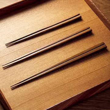 使いやすさを追求したお箸ひとすじの老舗が提供する「平安箸」【“京の新名品”で暮らしを美しく】