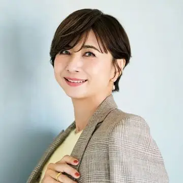 50代に大人気！前髪あり・なしが”気分で変えられる”Wバングって？