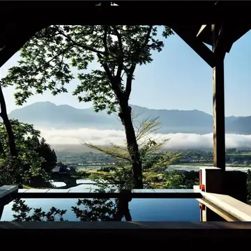 一度は泊まりたい！高級ホテル・旅館