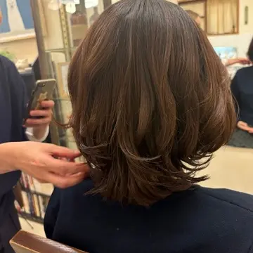 【アラフィフミディアムヘア】この冬は・・ニュアンス毛先＆艶っと束感！