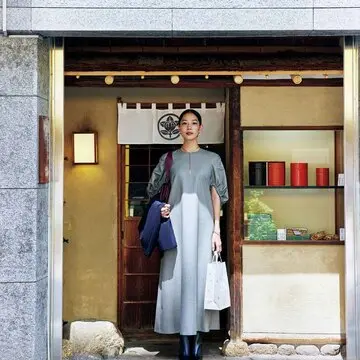 まろやかな色合いで着回ししやすい!袖のデザインが印象的な「ワンピース」【働く日の新定番「まろやかグレー」】