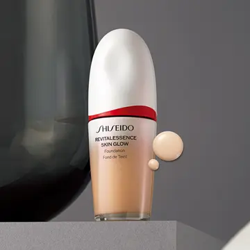【50代がなりたい肌を実現】美容液級のケア効果！「SHISEIDO」のリキッドファンデーション
