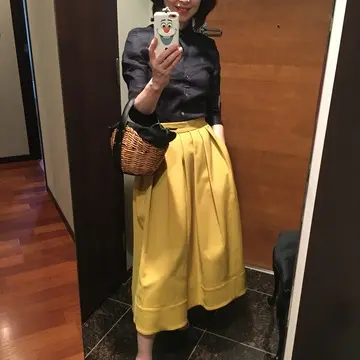 she_tokyoのスカート