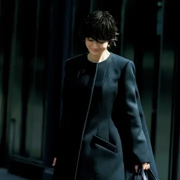 歩いても止まっても360度かわいいAラインシルエットのコート【富岡佳子「印象派コート」で出かけよう】