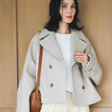 クリーミーカラーのグラデ配色であたたかみと上質さきわ立つお出かけスタイルが完成。気温7℃｜1/27(火)【50代の毎日コーデ】