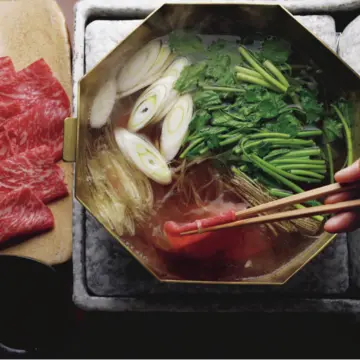 神楽坂『石かわ』店主の「わが家にお客さまをお招きしたときの鍋」レシピ3選