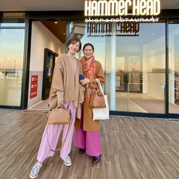 大人の「ピンク×キャメル」コーデ！華組メンバーと楽しむ横浜「Del Mar」ランチ