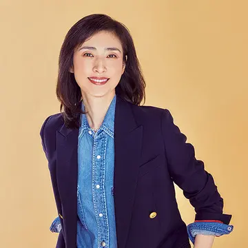 【天海祐希さんインタビュー】幸か不幸かは自分次第。年を重ねて選択肢は減るけど楽になった