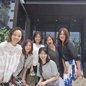 関西Jマダムの皆さんとランチ会｜レースでも甘すぎない大人の黒白コーデ