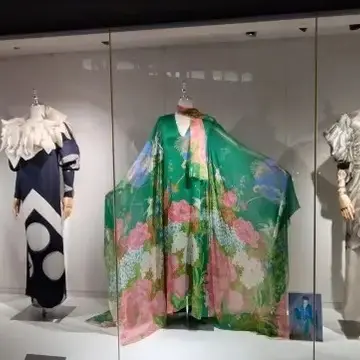 新しい季節にヘアチェンジ！50代が参考にしたい「秋色ひし形ショートボブ」【チームJマダムブログ人気記事週間ランキングTOP10】_1_18-1