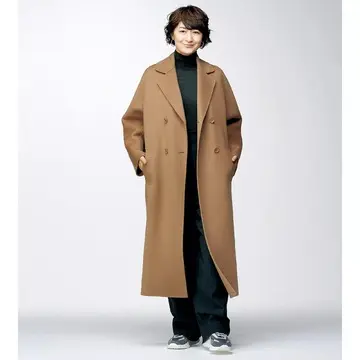 大人が買うべきは真に価値のあるコート! 富岡佳子さんがまとう「’S Max Mara」「WOOLRICH」の上質アウター