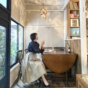MADISONBLUEのボリュームスカートで素敵な古民家カフェへ@浅草