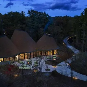 【ふるさと納税】星野リゾートなど旅行券や真珠のジュエリーも！形や思い出に残る返礼品おすすめ