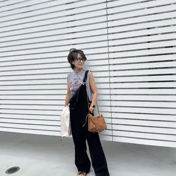 大人スタイルのサロペットstyle