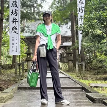 グリーンアクセントのコーデで東北のパワースポット・中尊寺へ