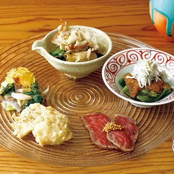 日本酒の種類も豊富！ 早い時間から飲める和食のおいしい店「創作割烹 おおたに」【京都美味手帖】