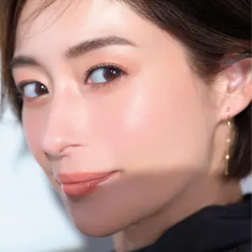 生命力が失われゆくまなざしに、再びキレと活力を。“縦幅＋2mm”で変わる。大人の「開け、目！」プログラム