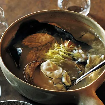晩酌の時間をより幸せにしてくれる「牡蠣の粥鍋」と「鴨鍋」のレシピ