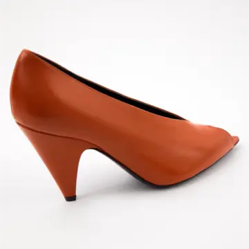 【eclat’s pick up】グラフィカルなデザインで大人の足元に洗練を宿す。セルジオ ロッシの新作シューズが誕生